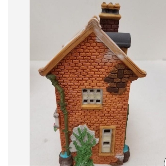 Dept 56 Charles Dickens Village Geo Weeton Watchmaker Cottage 6 1/2 X 4X3, 1988 - Picture 4 of 7